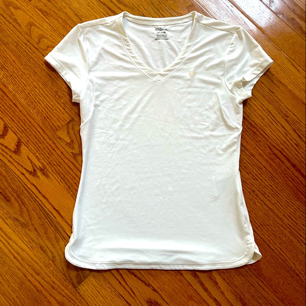 Wilson athletic t-shirt